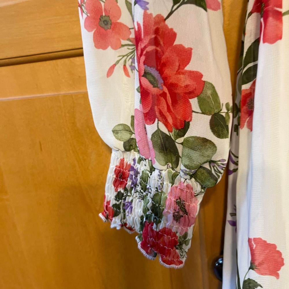 Dress - Picture 2 of 8